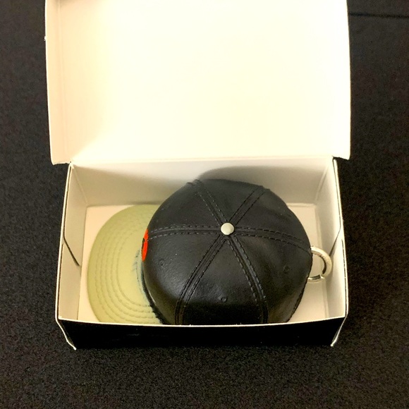 Airwalk Black/Khaki Baseball Hat Keychain - 4inch Replica Keychain - Picture 7 of 9